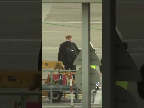 Prince Harry boards plane in Aberdeen
