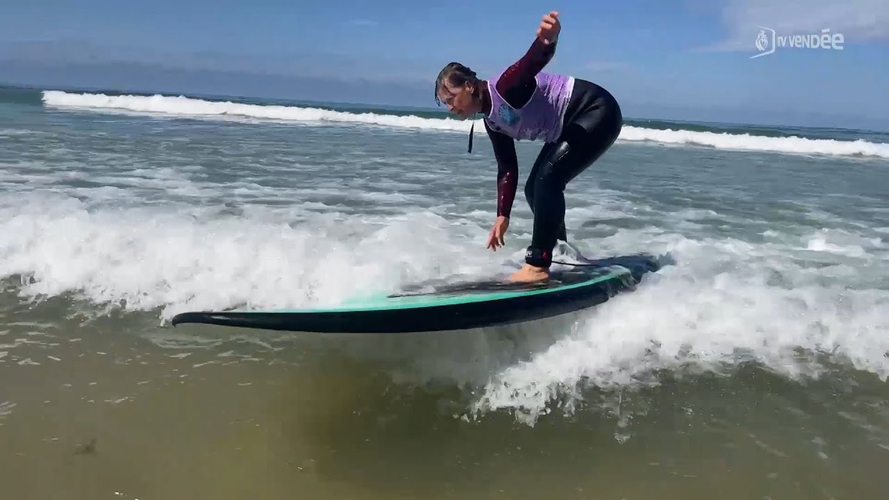 Tendance : pas d'âge pour apprendre le surf !