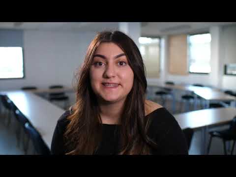 Campus Connecté Vierzon : étudiante Hatice