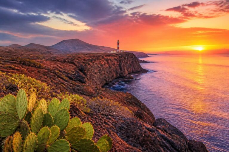 Lieux incontournables pour admirer le coucher du soleil à Lanzarote